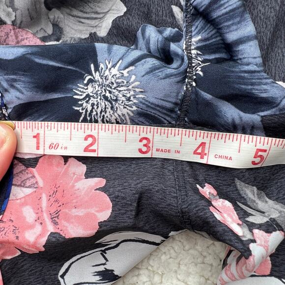 Old Navy Active Black Floral Running Shorts XL Girls 14 - Picture 6 of 7